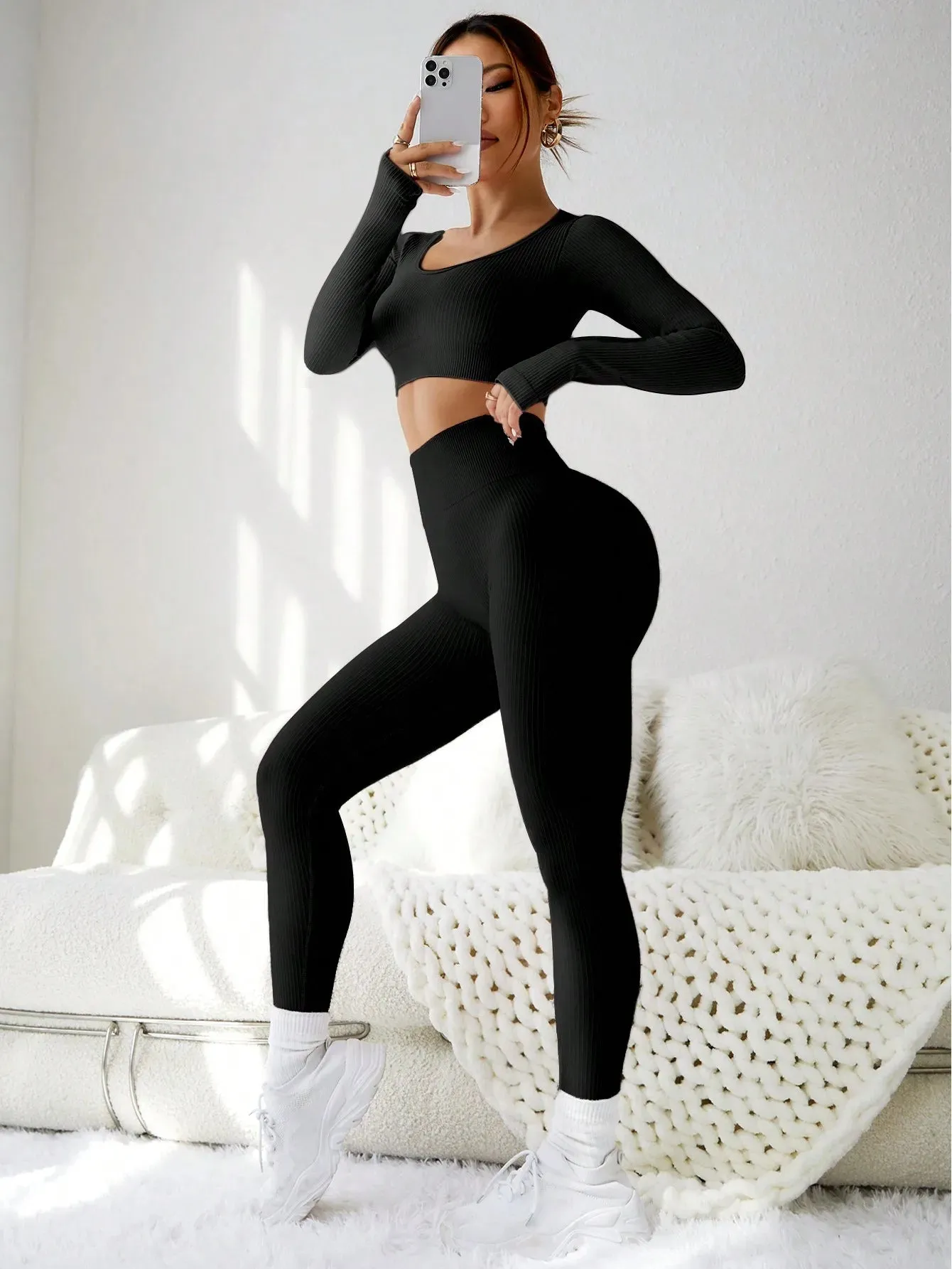 Seamless long-sleeved high-waisted hip-lifting trousers suit outdoor sports running cycling fitness training yoga dress woman