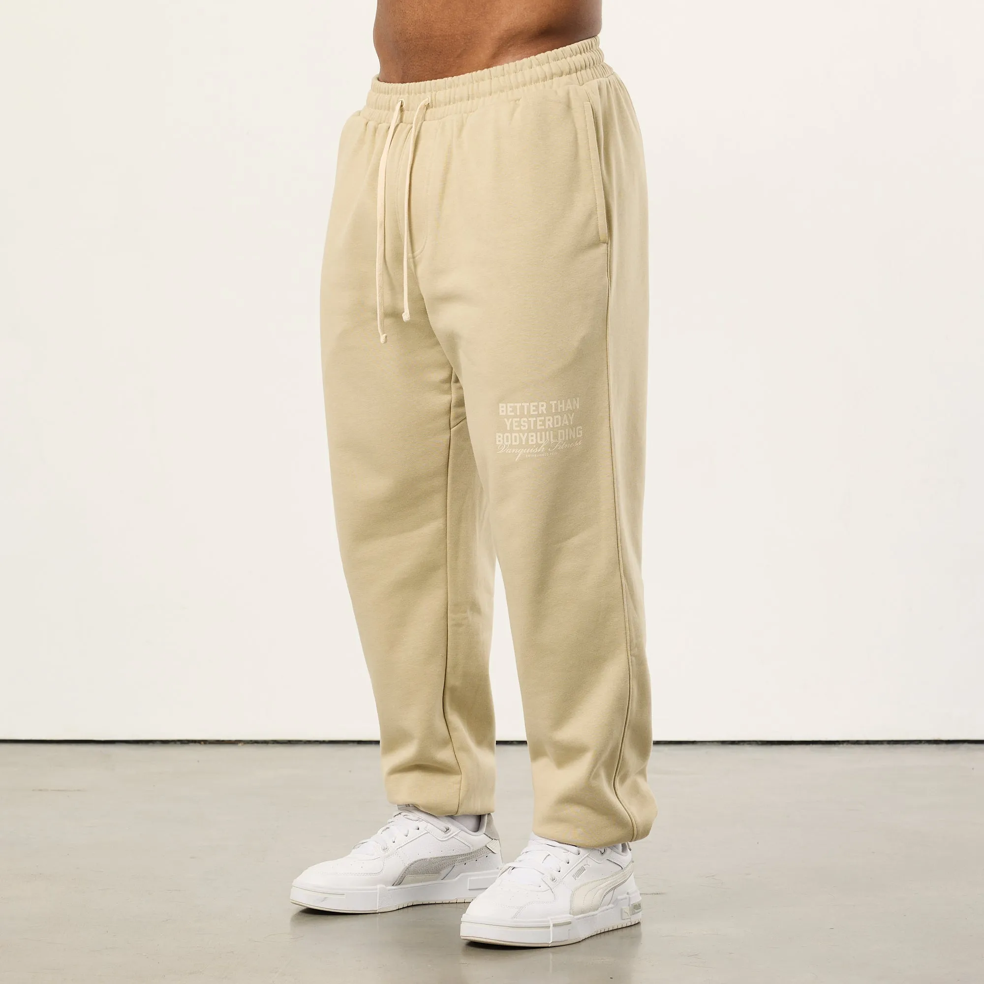 Vanquish Bodybuilding Vintage Khaki Oversized Sweatpants